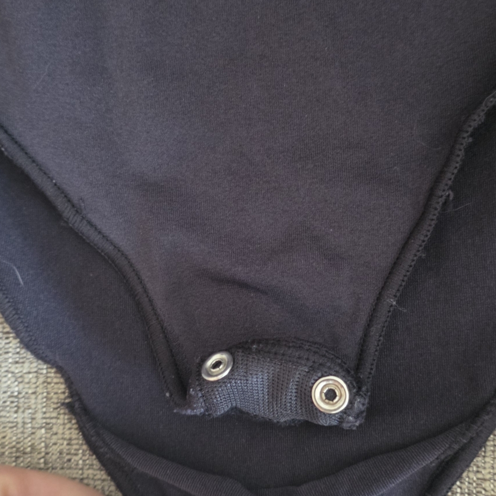 SKIMS Essential Turtleneck LONG Sleeve Bodysuit ONYX S/M - Picture 5 of 5